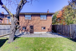 115 Glen Shields Ave, Concord, ON L4K 1S9, Canada, ,  