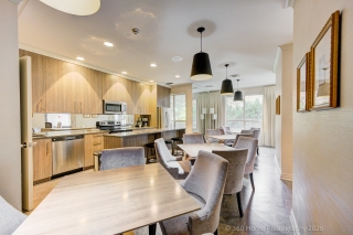 Unit 1811-55 Kingsbridge Garden Cir unit 1811, Mississauga, ON L5R 1Y1, Canada, ,  