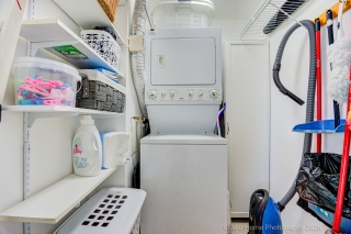 Unit 1811-55 Kingsbridge Garden Cir unit 1811, Mississauga, ON L5R 1Y1, Canada, ,  