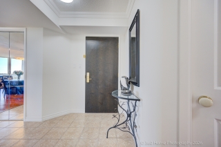 Unit 1811-55 Kingsbridge Garden Cir unit 1811, Mississauga, ON L5R 1Y1, Canada, ,  
