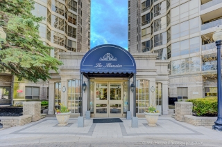 Unit 1811-55 Kingsbridge Garden Cir unit 1811, Mississauga, ON L5R 1Y1, Canada, ,  