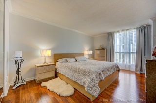 Unit 1811-55 Kingsbridge Garden Cir unit 1811, Mississauga, ON L5R 1Y1, Canada, ,  