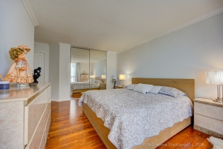 Unit 1811-55 Kingsbridge Garden Cir unit 1811, Mississauga, ON L5R 1Y1, Canada, ,  