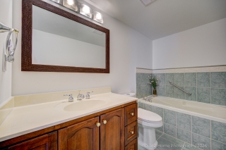 Unit 1811-55 Kingsbridge Garden Cir unit 1811, Mississauga, ON L5R 1Y1, Canada, ,  