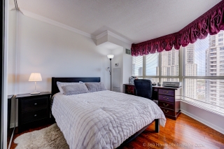 Unit 1811-55 Kingsbridge Garden Cir unit 1811, Mississauga, ON L5R 1Y1, Canada, ,  
