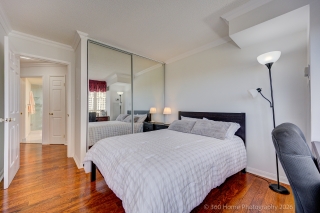 Unit 1811-55 Kingsbridge Garden Cir unit 1811, Mississauga, ON L5R 1Y1, Canada, ,  