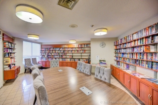 Unit 1811-55 Kingsbridge Garden Cir unit 1811, Mississauga, ON L5R 1Y1, Canada, ,  