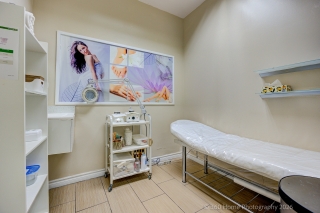 1500 Upper Middle Rd W, Oakville, ON L6M 3G3, Canada, ,  