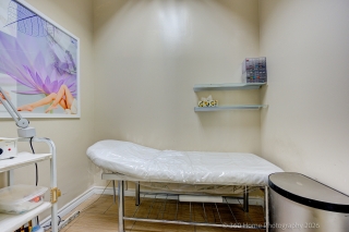 1500 Upper Middle Rd W, Oakville, ON L6M 3G3, Canada, ,  