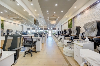 1500 Upper Middle Rd W, Oakville, ON L6M 3G3, Canada, ,  