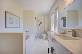 423 Levanna Ln, Oakville, ON L6H 6B8, Canada, ,  