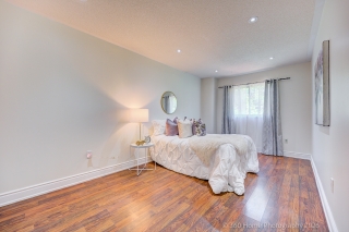 423 Levanna Ln, Oakville, ON L6H 6B8, Canada, ,  