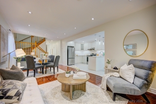 423 Levanna Ln, Oakville, ON L6H 6B8, Canada, ,  