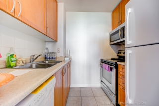 Unit 3004-220 Burnhamthorpe Rd W, Mississauga, ON L5B 4N4, Canada, ,  