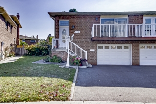 4212 Greybrook Crescent, Mississauga, ON L4W 3G6, Canada, ,  