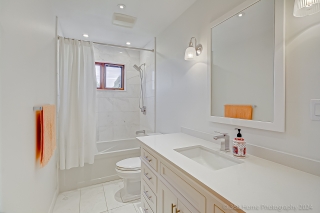 2 Romfield Dr, North York, ON M3J 1K1, Canada, ,  