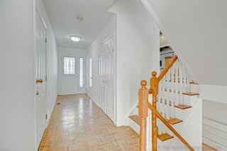 15 Littleleaf Dr, Scarborough, ON M1B 1Y6, Canada, ,  