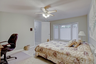 483 Alex Doner Dr, Newmarket, ON L3X 1C3, Canada, ,  