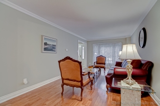 483 Alex Doner Dr, Newmarket, ON L3X 1C3, Canada, ,  