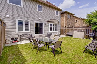 141 Seaside Cir, Brampton, ON L6R 2G9, Canada, ,  