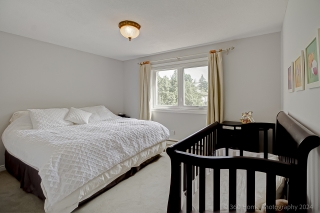 134 Huntington Park Dr, Thornhill, ON L3T 7C6, Canada, ,  