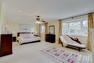 134 Huntington Park Dr, Thornhill, ON L3T 7C6, Canada, ,  