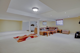 134 Huntington Park Dr, Thornhill, ON L3T 7C6, Canada, ,  