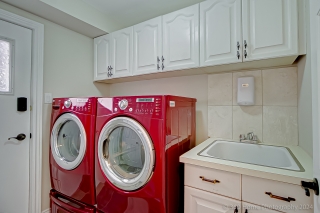 134 Huntington Park Dr, Thornhill, ON L3T 7C6, Canada, ,  