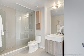 Unit 908-60 Tannery Rd, Toronto, ON M5A 0S8, Canada, ,  