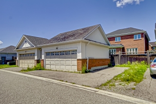 35 Foxton Rd, Markham, ON L6B 0N5, Canada, ,  