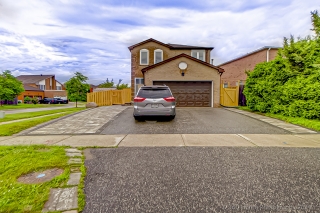 2 Harness Cir, Markham, ON L3S 1X3, Canada, ,  