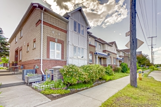 97 Carrera Blvd, Scarborough, ON M1P 5C4, Canada, ,  