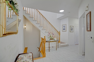 97 Carrera Blvd, Scarborough, ON M1P 5C4, Canada, ,  