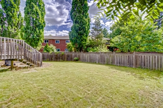 35 Levellands Crescent, Richmond Hill, ON L4B 0A5, Canada, ,  