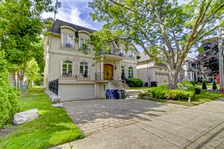 117 Wedgewood Dr, North York, ON M2M 2H6, Canada, ,  