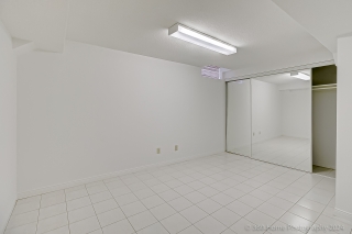 7 Fifefield Dr, Maple, ON L6A 1J4, Canada, ,  