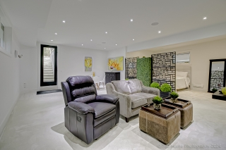 714 Montbeck Crescent, Mississauga, ON L5G 1P3, Canada, ,  