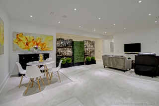 714 Montbeck Crescent, Mississauga, ON L5G 1P3, Canada, ,  