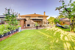 24 Stevenvale Dr, Scarborough, ON M1G 1C7, Canada, ,  