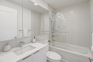 Unit 2401-28 Freeland St, Toronto, ON M5E 0E3, Canada, ,  