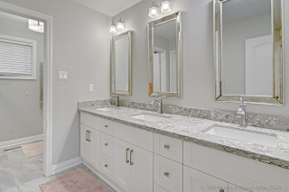 1 Wigston Ct, Whitby, ON L1R 2B8, Canada, ,  