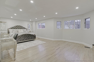 1 Wigston Ct, Whitby, ON L1R 2B8, Canada, ,  