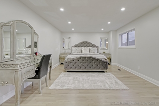 1 Wigston Ct, Whitby, ON L1R 2B8, Canada, ,  