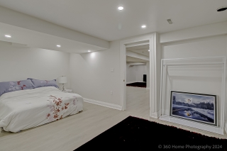 1 Wigston Ct, Whitby, ON L1R 2B8, Canada, ,  