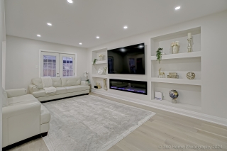 1 Wigston Ct, Whitby, ON L1R 2B8, Canada, ,  