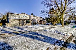 42 Kitsilano Crescent, Richmond Hill, ON L4C 5A5, Canada, ,  