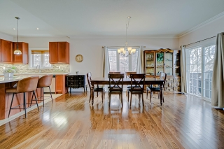 598 Foxcroft Blvd, Newmarket, ON L3X 1N4, Canada, ,  