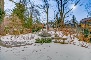 24 Burnhamthorpe Park Blvd, Etobicoke, ON M9A 1H9, Canada, ,  