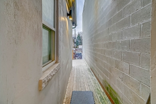 1448 Gerrard St E, Toronto, ON M4L 1Z8, Canada, ,  