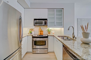 Unit 512-438 King St W, Toronto, ON M5V 3T9, Canada, ,  